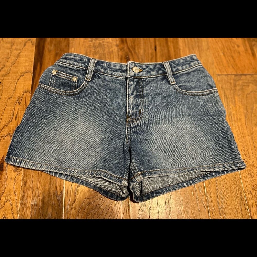 No Boundaries vintage shorts